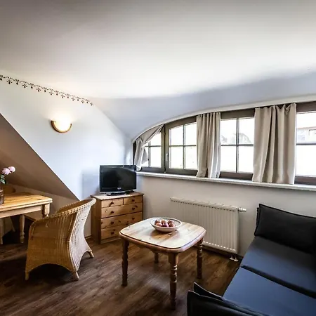 Gutshof Bastorf 3*