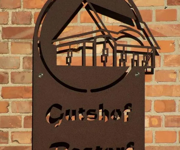 Gutshof بيت ضيافة
